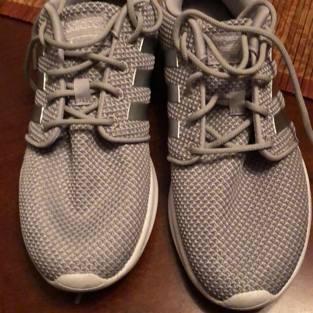 Adidas shoes 👟 - Picture 8 of 8